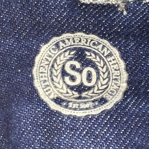 Size 0 skinny jeans. Never been worn